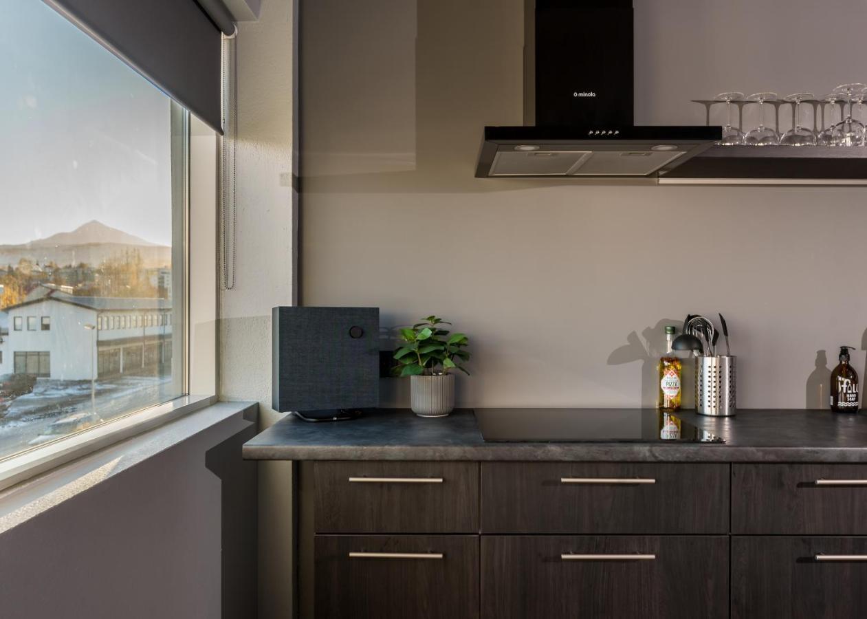Ak Rentals, With Hot Tubs Ακουρέιρι Εξωτερικό φωτογραφία