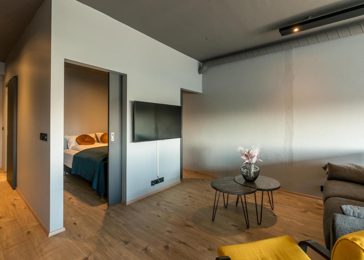 Ak Rentals, With Hot Tubs Ακουρέιρι Εξωτερικό φωτογραφία