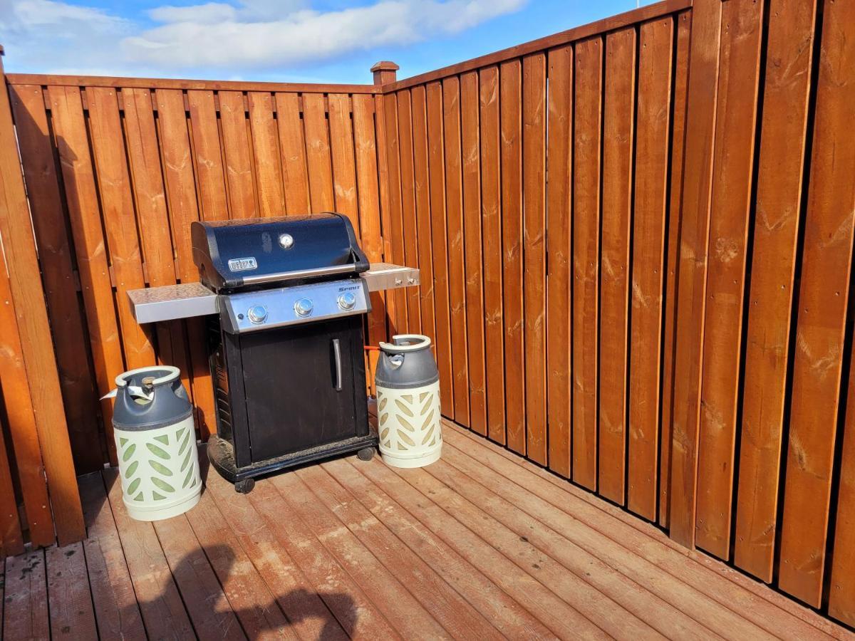 Ak Rentals, With Hot Tubs Ακουρέιρι Εξωτερικό φωτογραφία